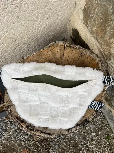 Banane blanche et zèbre 